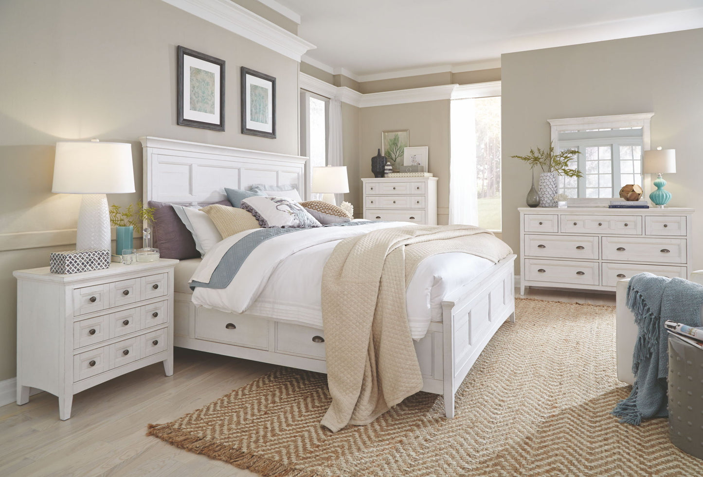 Heron Cove - Relaxed Traditional Chalk White Three Drawer Nightstand - Chalk White