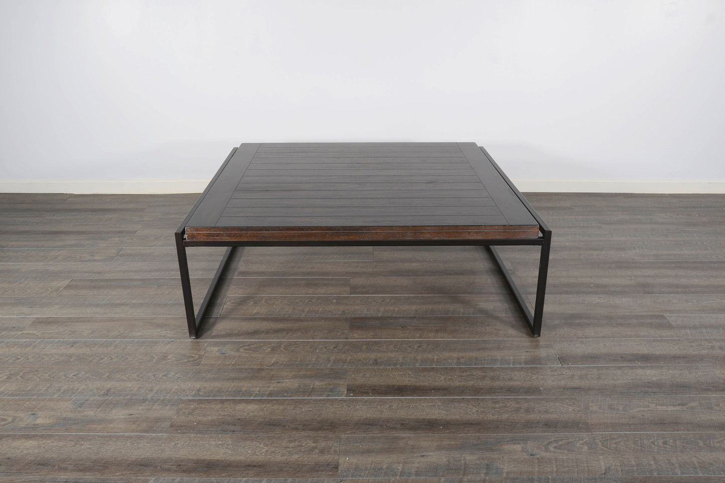Tyler - Table
