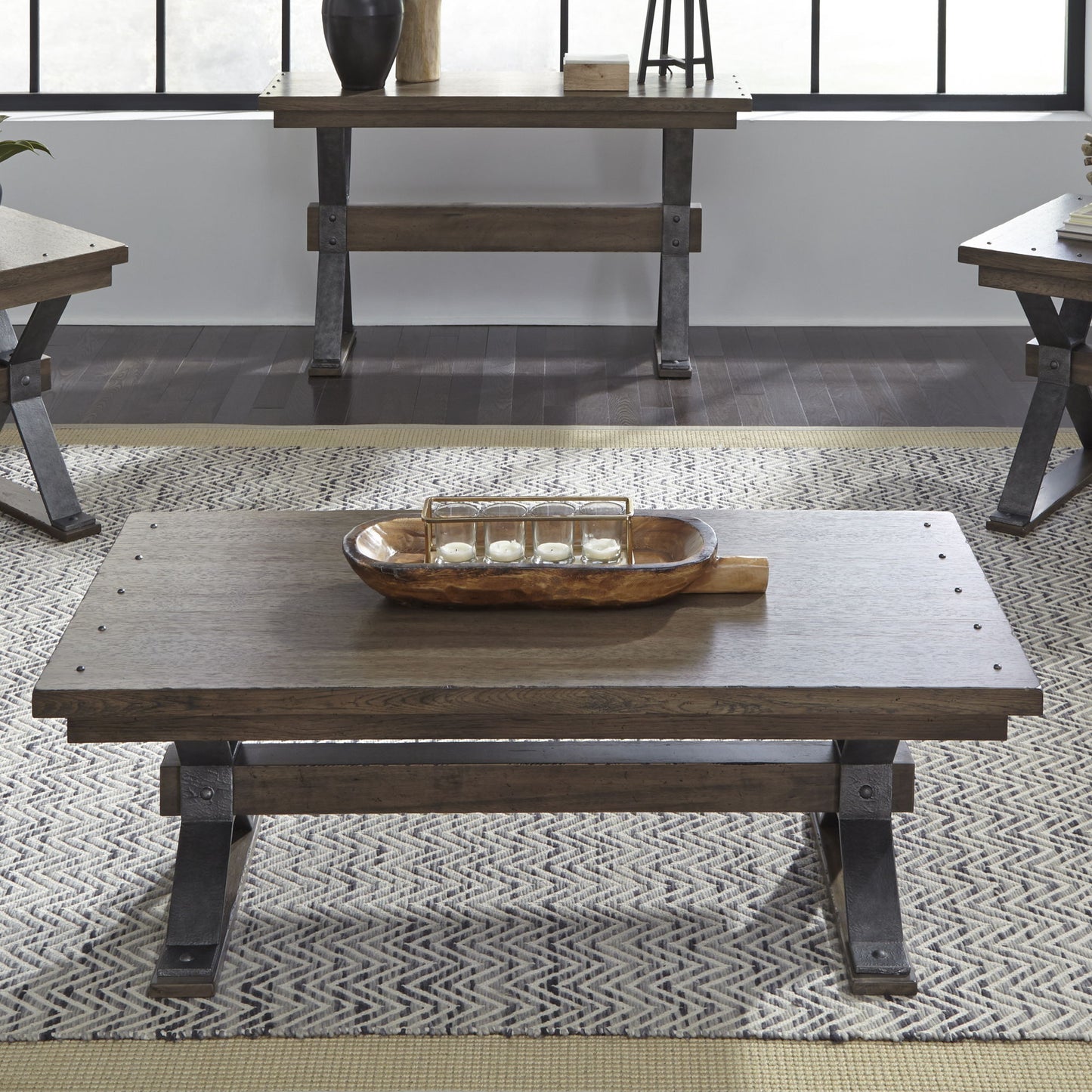 Sonoma Road - Table