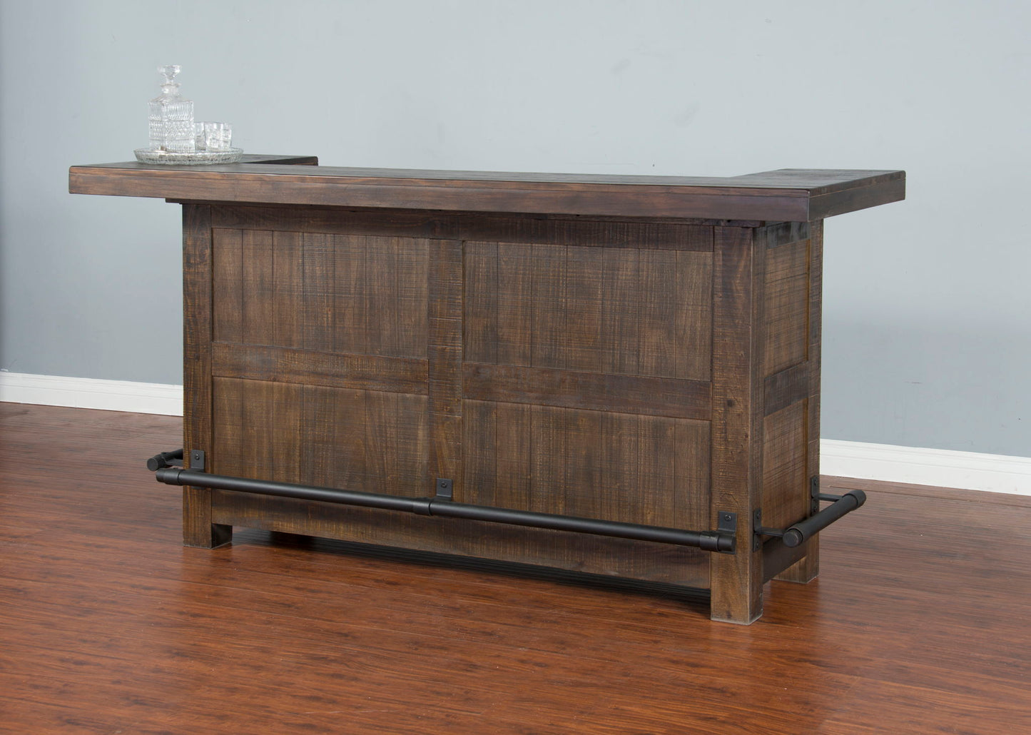 Homestead - Traditional Wood Home Bar - Tobacco Leaf