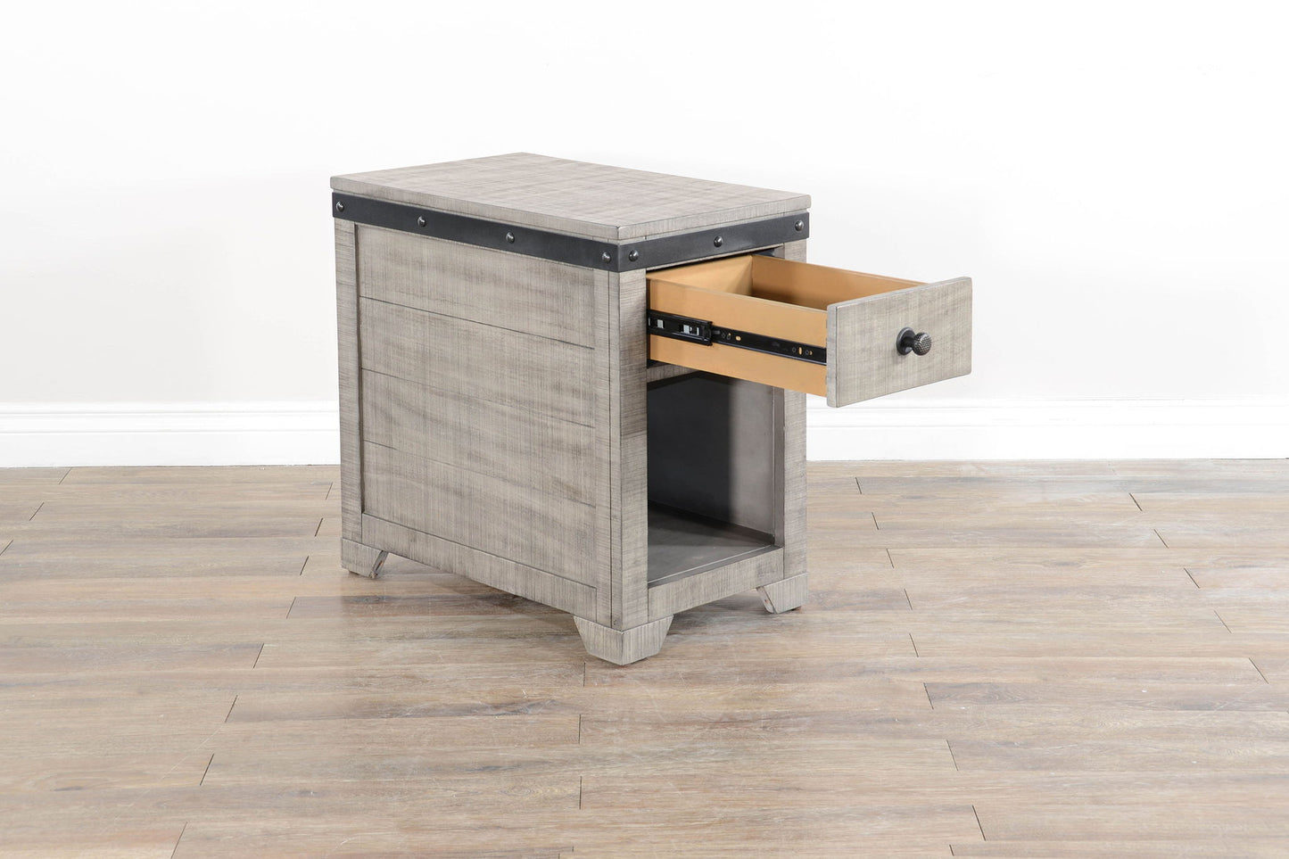 Alpine - Traditional Mahogany Wood Table