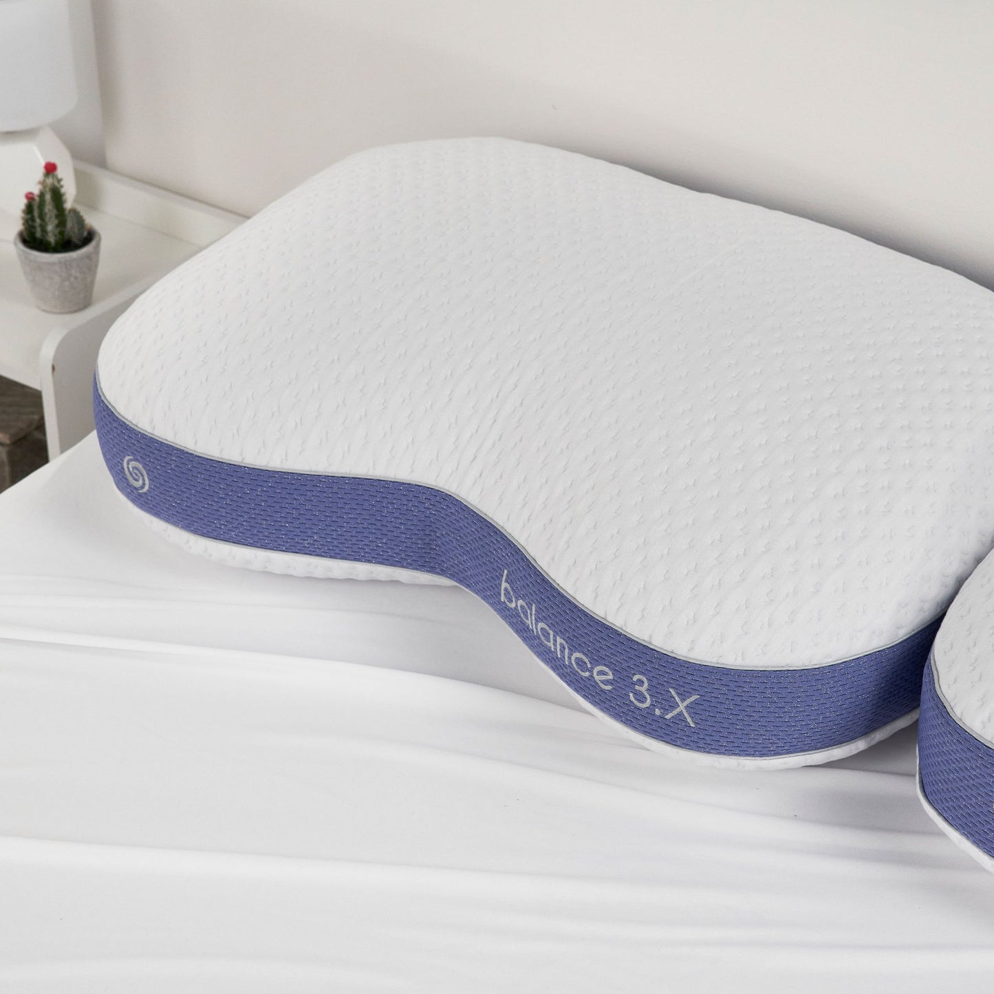 Balance 3.X - Cuddle Curve Pillow - White