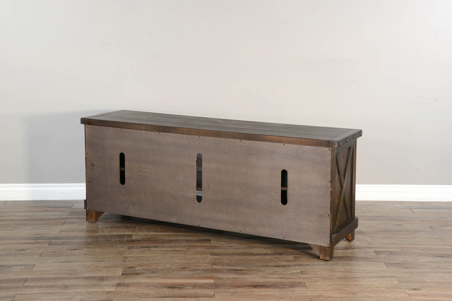 Vivian - Media Console