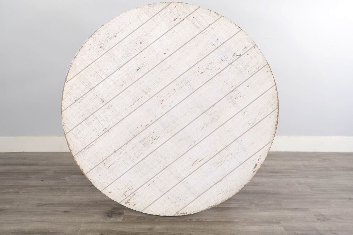 Marina - Round Table