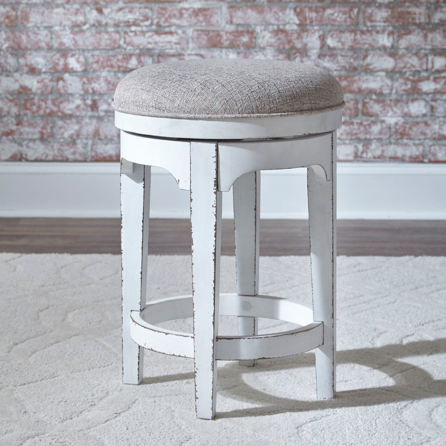 Magnolia Manor - 4 Piece Console Set (1 Console 3 Stools) - Antique White