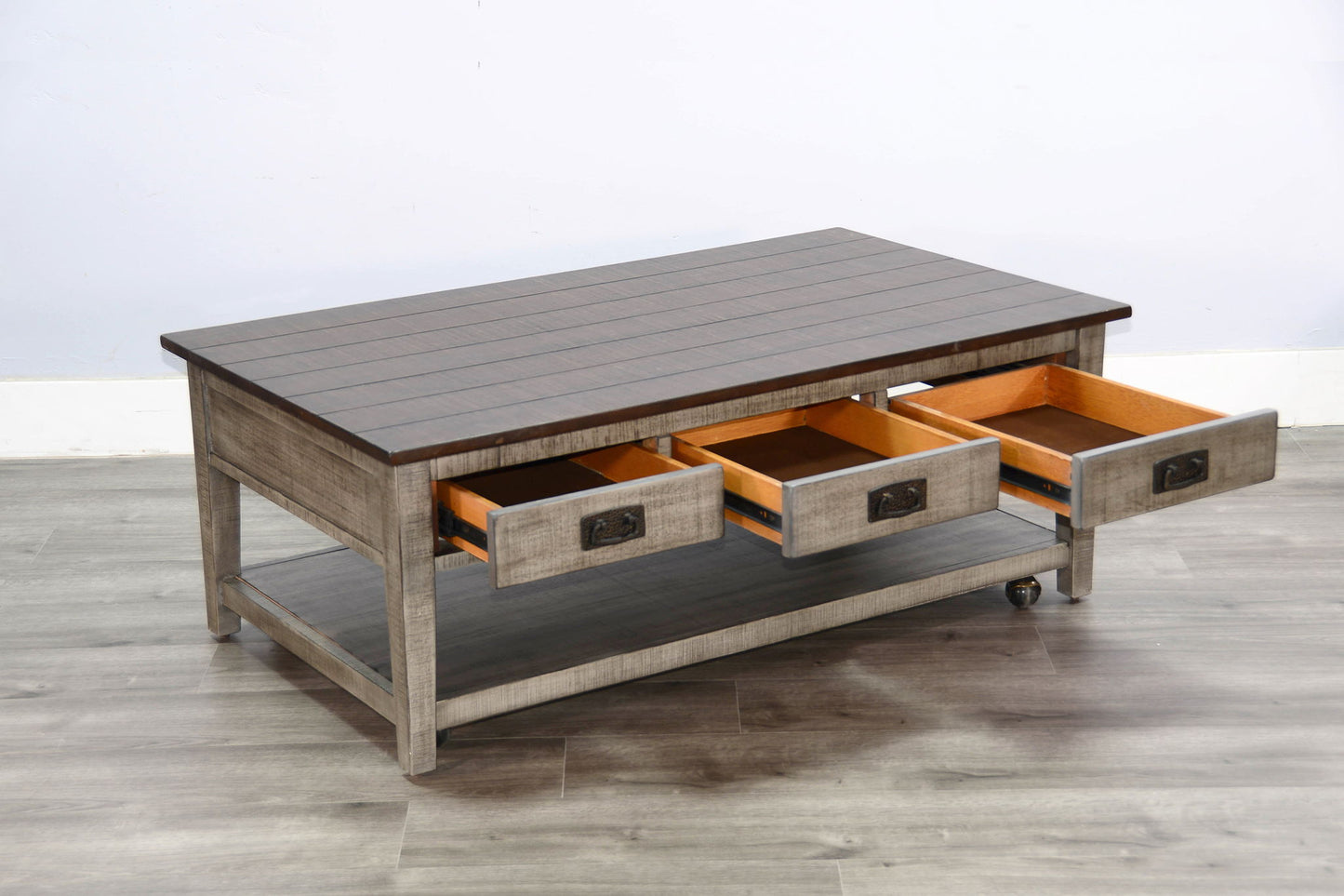 Homestead Hills - Table