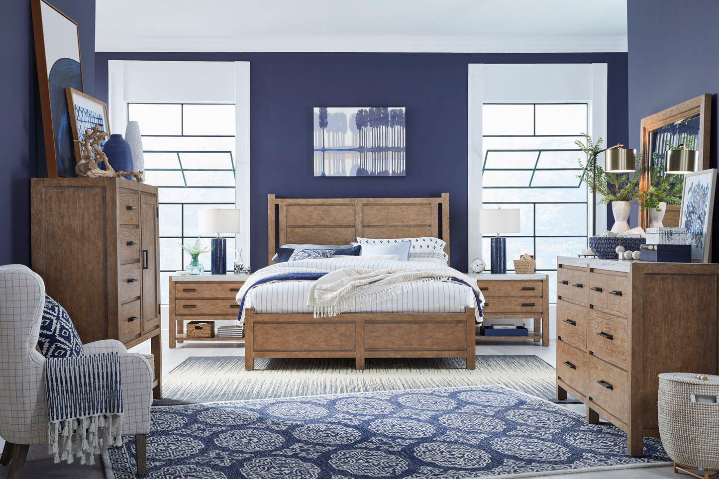 Plum Creek - Door Chest