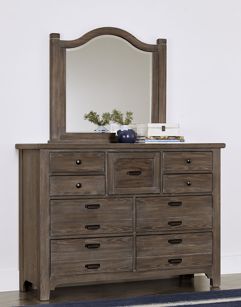 Bungalow - Master Dresser
