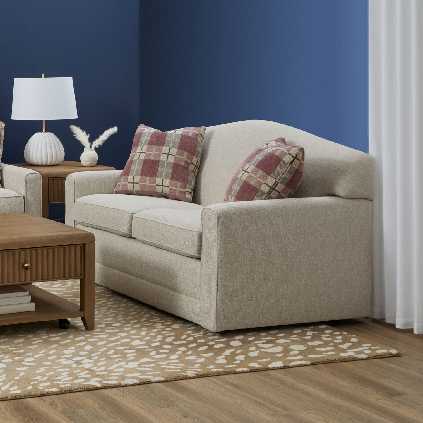 Aggie - Fabric Loveseat