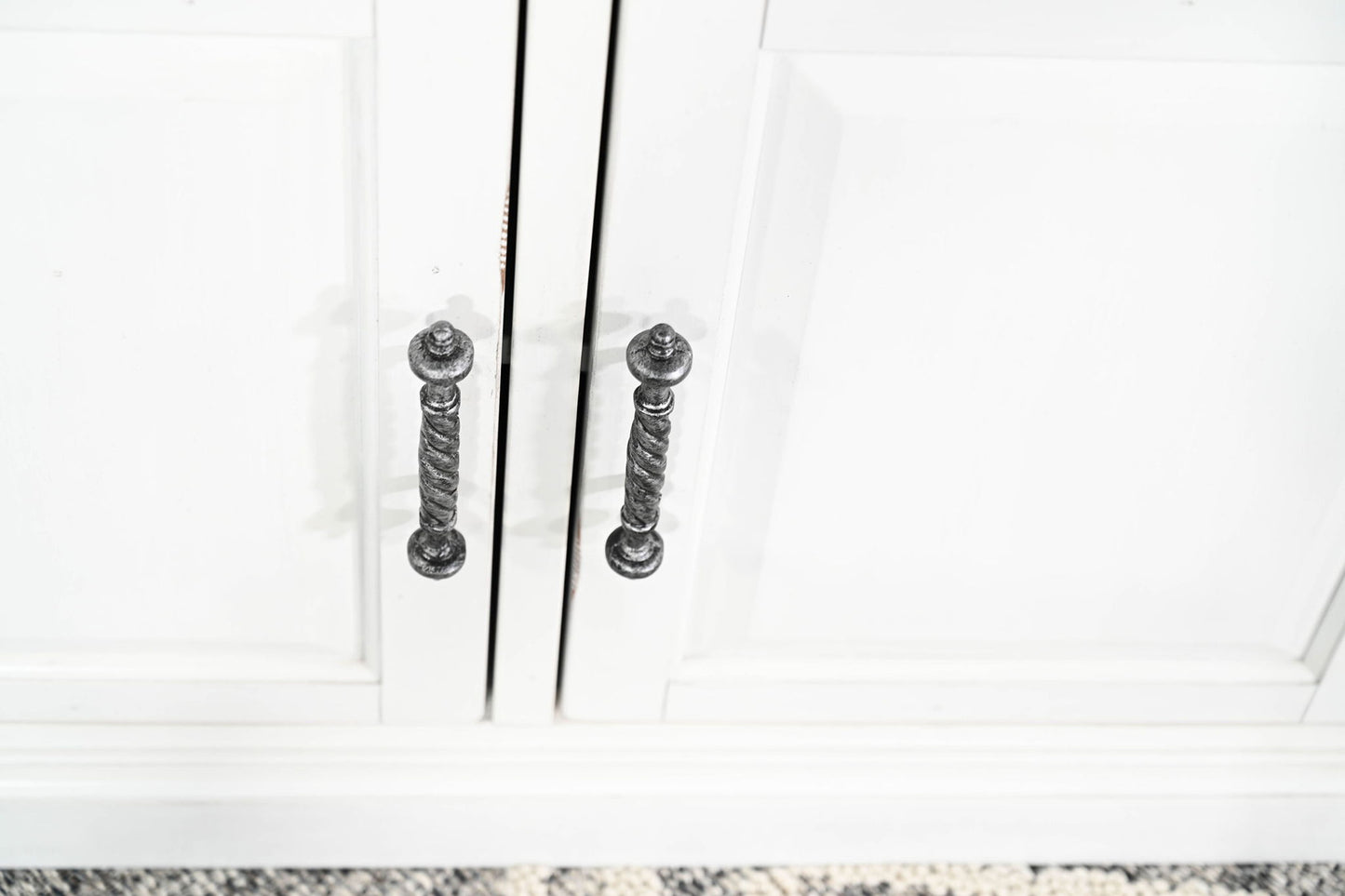 Carriage House - Credenza - Cottage White / Europen Dark