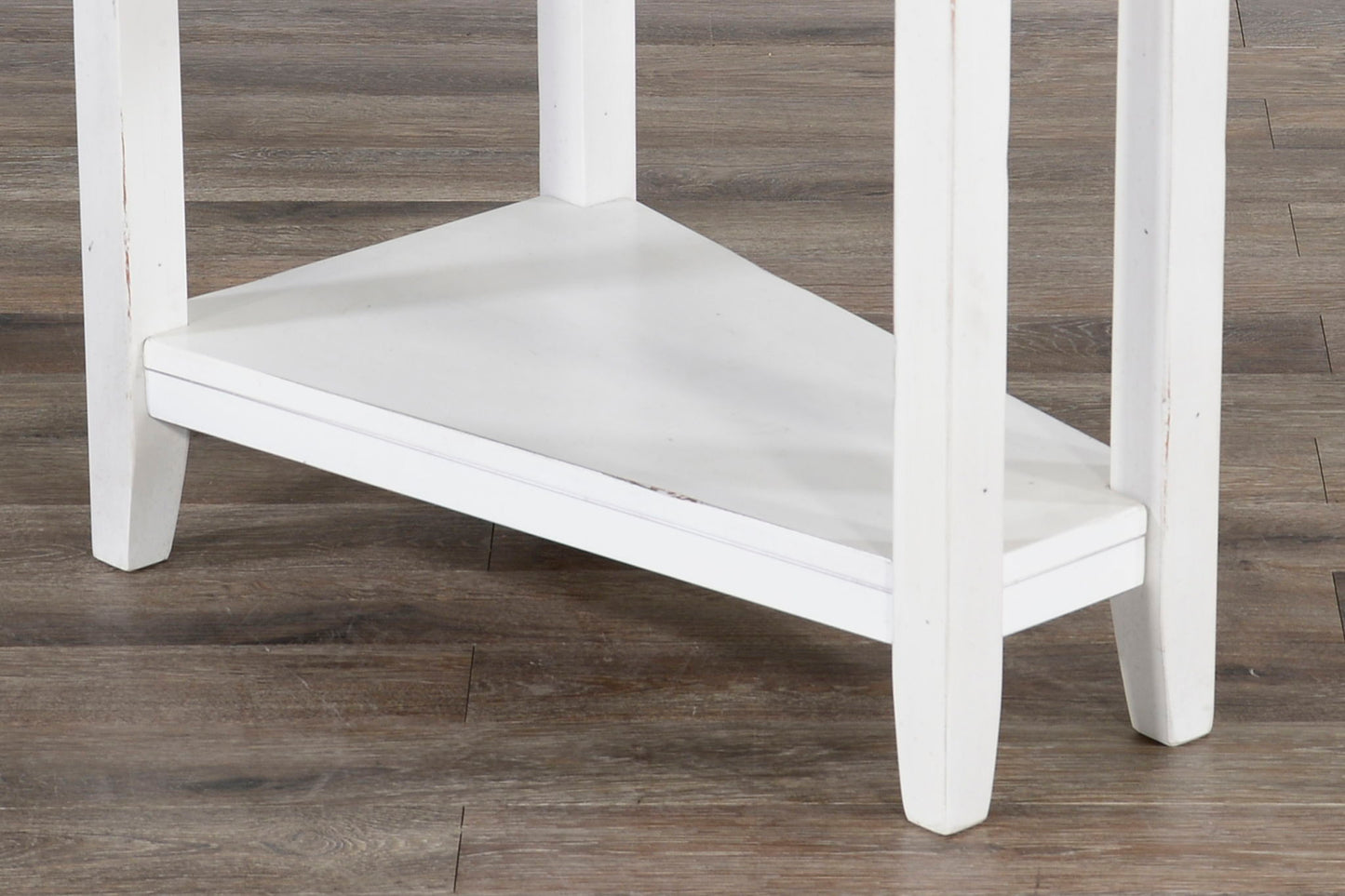 Carriage House - Chair Side Table - Cottage White / Europen Dark
